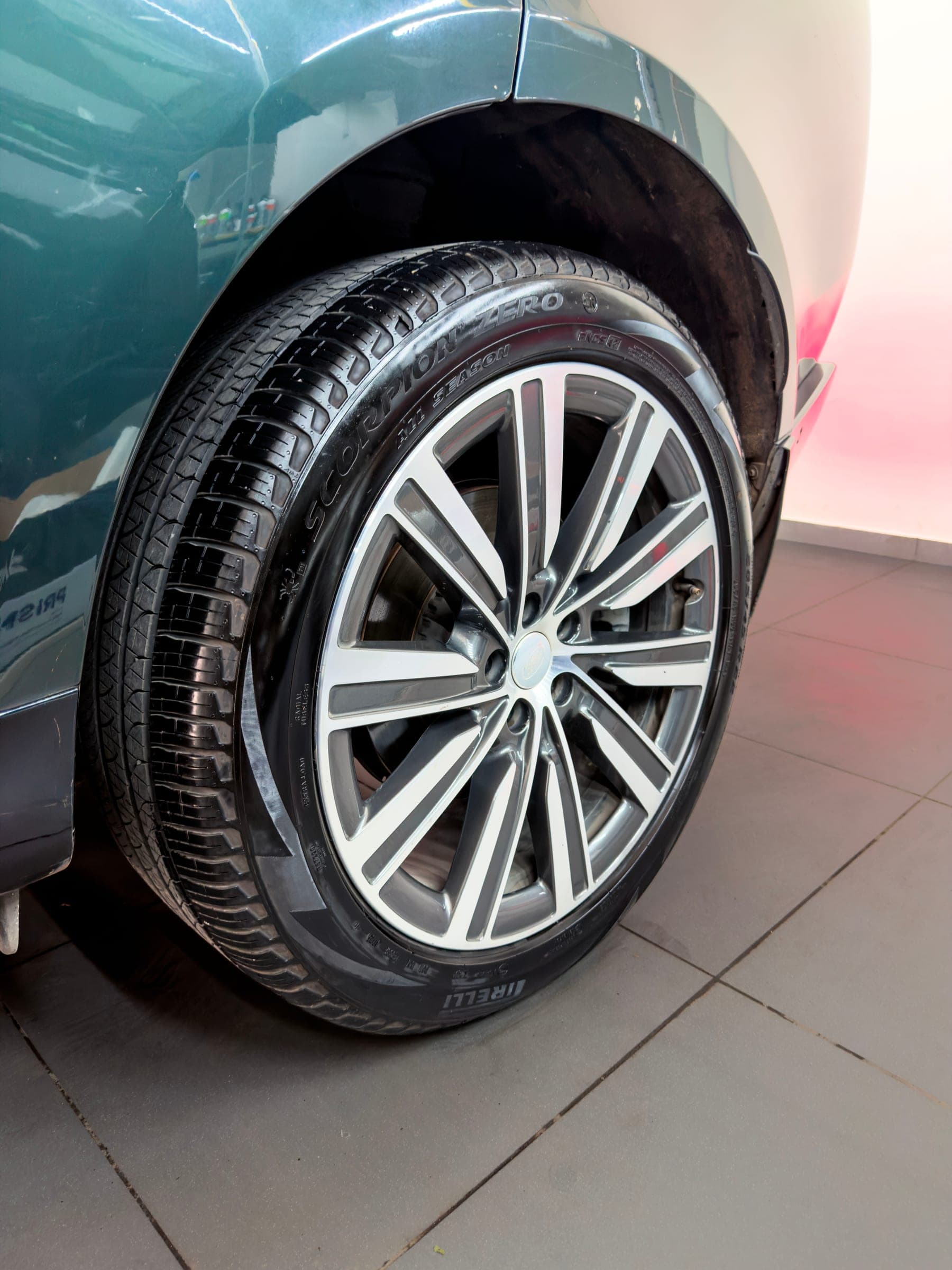 Alloy wheel of a dark green Range Rover Autobiography
